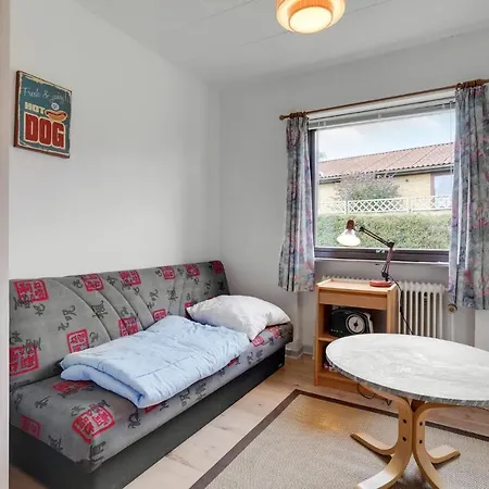 Semesterbostad 3 Bedroom Pet Friendly In *